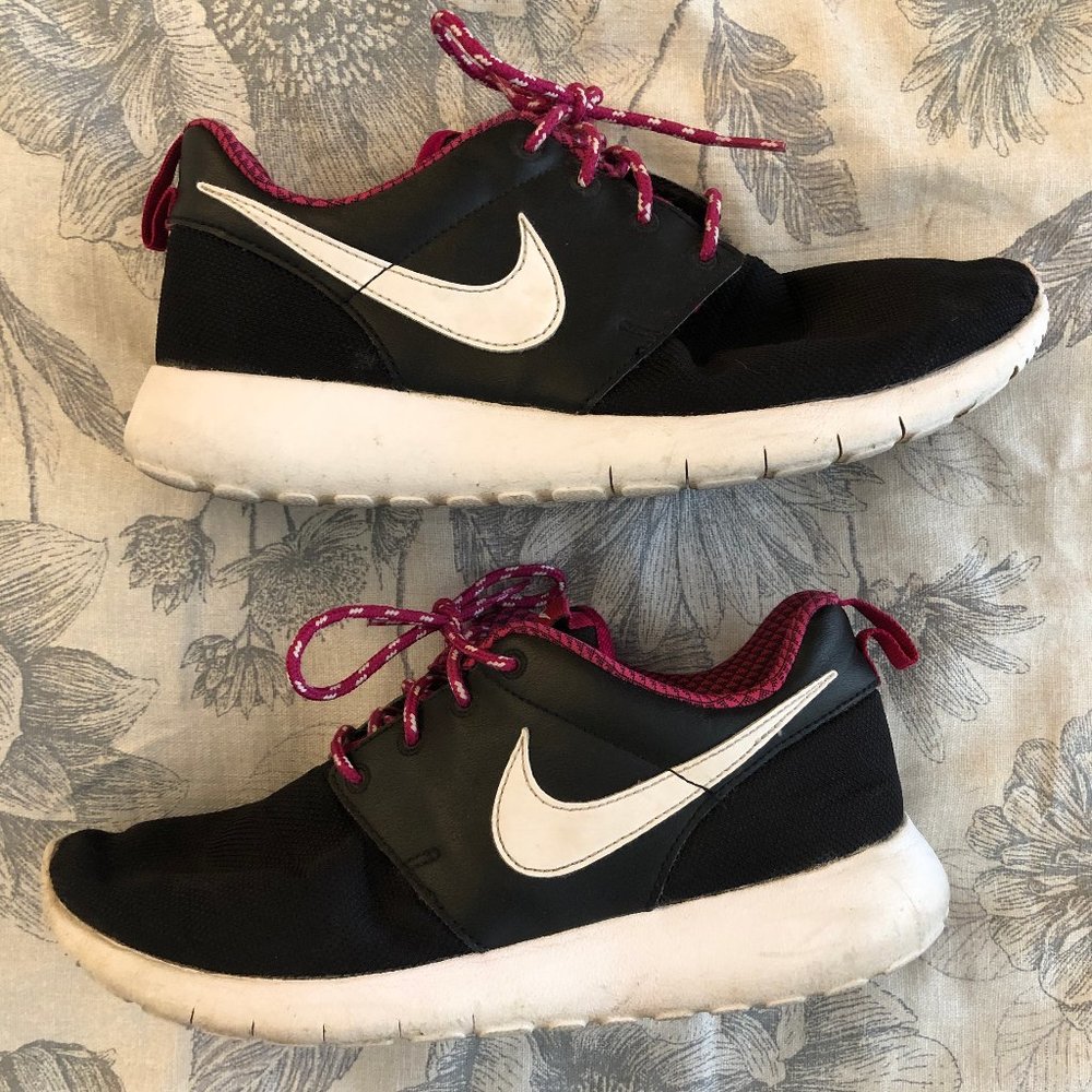 Women's Nike Roshe One